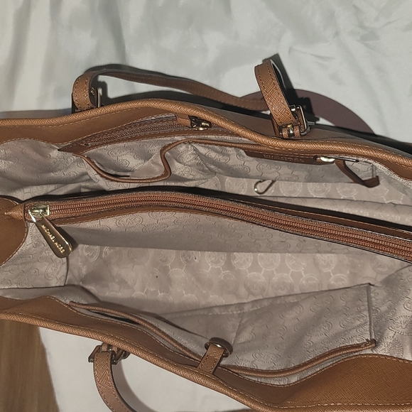 Michael Kors shoulder tote (m) - Picture 5 of 9